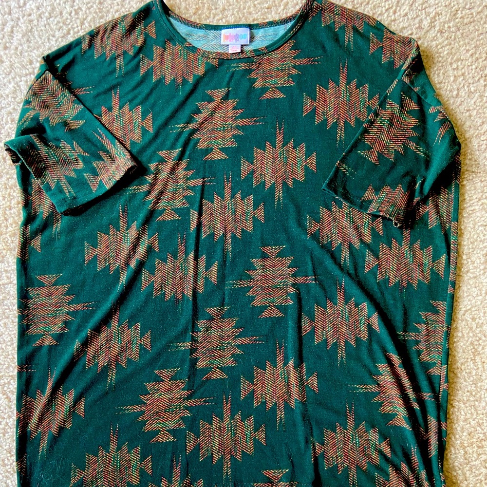LuLaRoe Irma xs